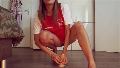 Amateur Pawg Celebrates By Riding Two Dildos In An Ajax Shirt - hclips.com