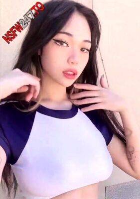 Solo Amateur Latina Teen With Big Boobs on Webcam - drtuber.com