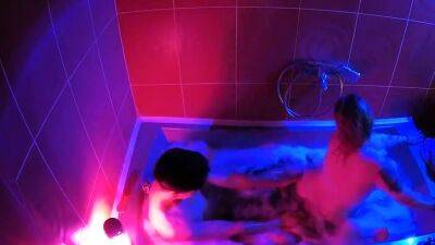 Sex sauna voyeur amateur - drtuber.com
