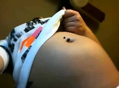 pregnant webcam chick 3 - drtuber.com