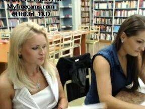 Amateur blonde and brunette lesbians on webcam - drtuber.com