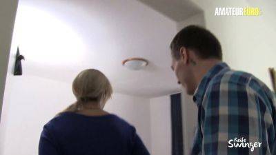 German couple's dirty sexcapades: Elif gets deep dicked & spanked in amateur Euro video - sexu.com - Germany