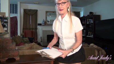 69yo Texas Amateur Gilf Diane Is Your Personal Secretary - Aunt Judys - upornia.com - Usa