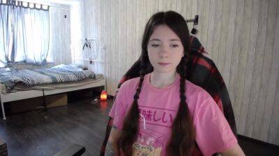 Brunette Amateur Webcam Teen Exposed - hclips.com