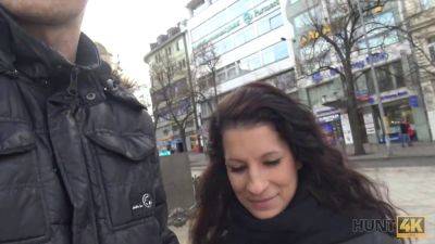 Czech couple shares their hot cash for a POV fuck in public - sexu.com - Czech Republic