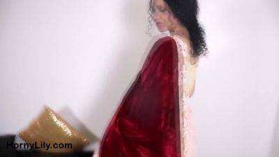 Stepmom Seducing Her Stepson Virtually On Webcam Show With Horny Indian And Lily Singh - upornia.com - India