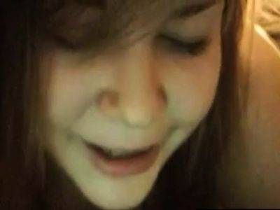 Une grosse femme baise par un inconnu sur webcam - drtuber.com