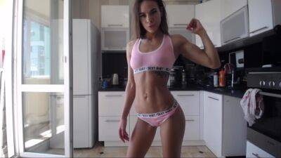 Beautiful webcam girl with Fit body showing off her abs and flashing tits - anysex.com